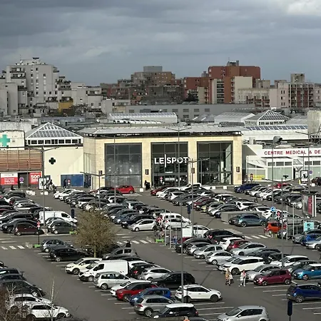 Cozy T2 Au Pied De La Gare * Courcouronnes